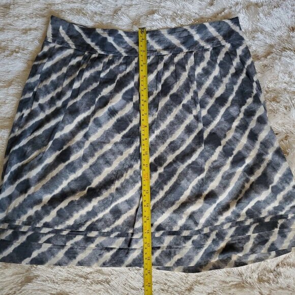 Womens Ann Taylor LOFT Lightweight Tie Dye Style Striped Career Skirt Size‎ 4 - Picture 4 of 7